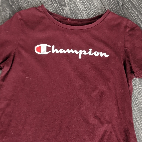 👕CHAMPION - Graphic T - Picture 2 of 7